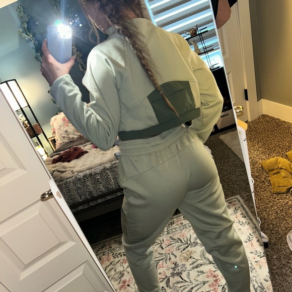 MTA Sport Jogger Track set - Picture 2 of 4